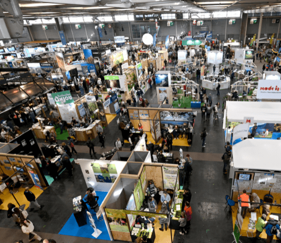 Vue panoramique du salon Destinations Nature à Paris